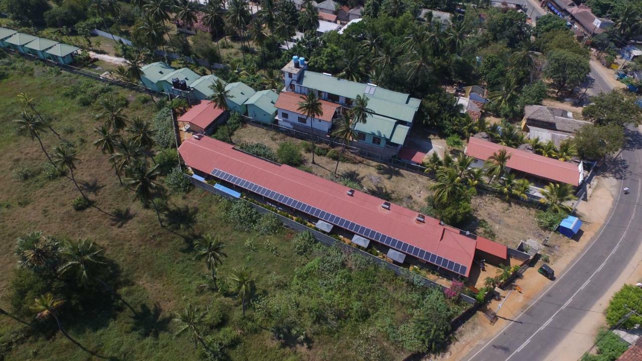 The Long Hostel Arugam Bay Esterno foto